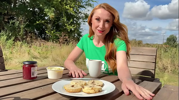 British Cum Loving MILF Cock Sucking For Extra Cream