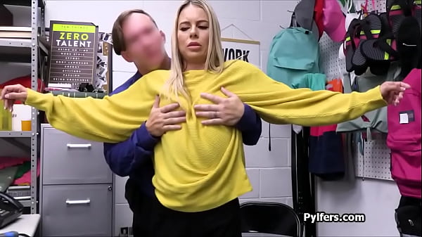 Blonde pays for food with blowjob