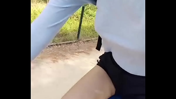 As&iacute; se ver&iacute;an mis nalgas si estuvieras detr&aacute;s de mi &iquest;Te gusta la vista? ???...#MartesDeSeduccion #nalgas ...