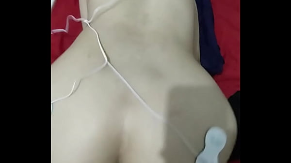 cumming with my ass while getting shocked in the back and booty