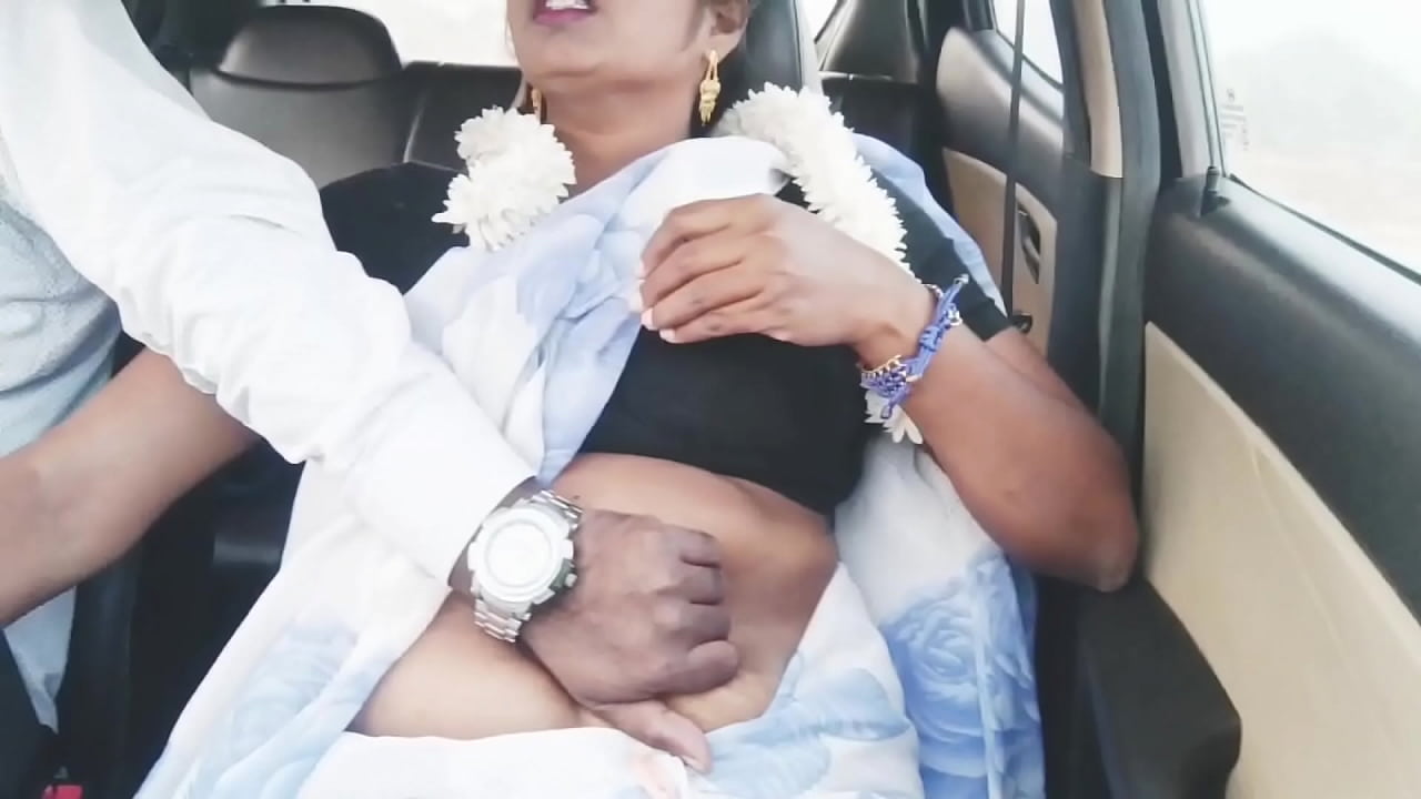 Telugu Husband And Desi Wife Fucking In Their Bedroom - Full Hindi Audio Sex