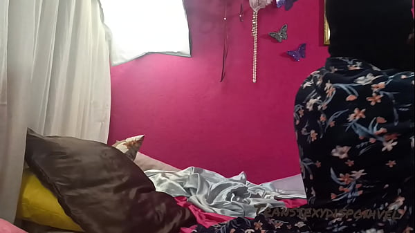 Tar&acirc;ntula boneca trans fazendo aquela orgia com...