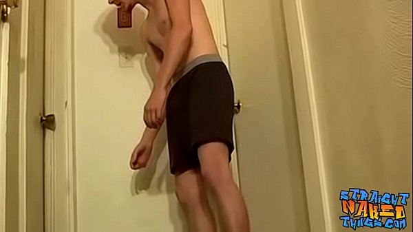 Thug straight amateur Billy da k. strokes his d...