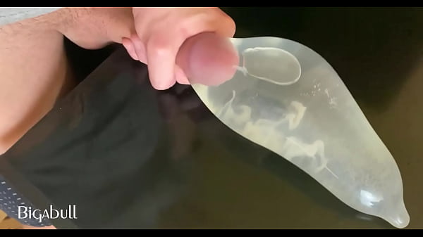 Corri&eacute;ndome en un cond&oacute;n de agua