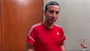 Download Video - Puta madura capta clientes con fotos rejuvenecidas con IA &lpar;se las chupa pelado de a gratis&rpar;