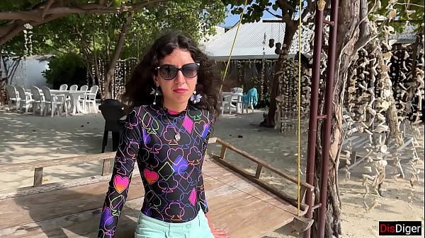 Cheating on my girlfriend with a beauty in the ...