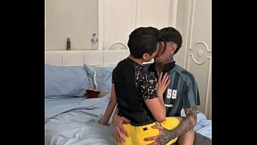 TWINK GOSTOU TANTO DA PICA QUE QUIS REPETIR