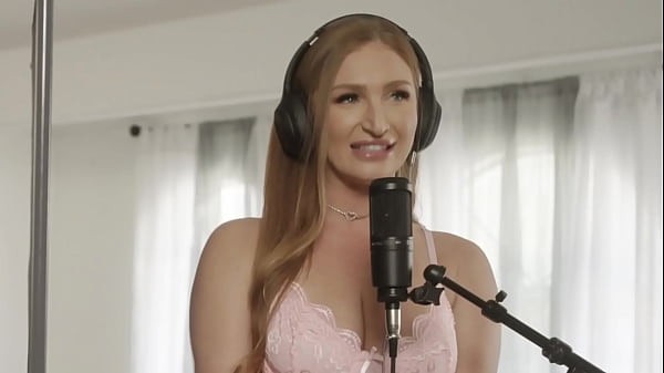 Strawberry Blonde Babe Skylar Snow Gets Passionately Fucked By Van Wylde