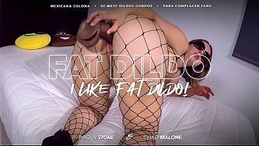 Esa Culona se mete Dildos Gordos! – Ft. Paola Stone