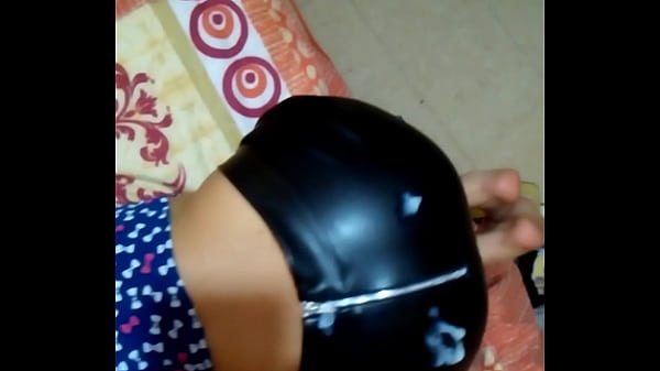 Download Video - Cum on her  leather ass