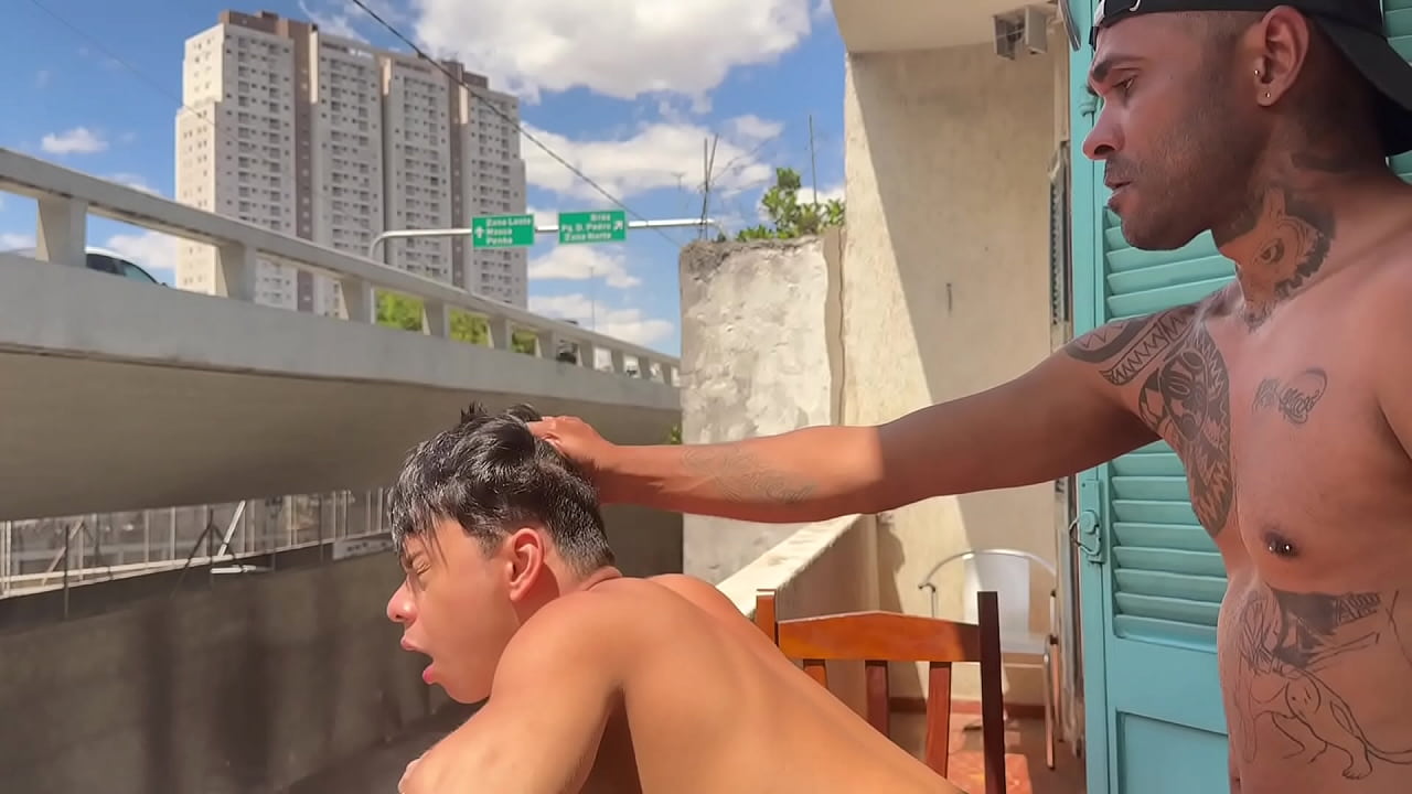 El joven terminó recibiendo una buena follada en el balcón mientras la gente pasaba. Y terminó bebiéndose hasta la última gota de la leche proteica del semental con la polla enorme.
                    pornstar ass amateur gay cream twink bareback big cock foreplay roommate beard big butt beautiful face ass bouncing young man solo boys black guy big mouth dick sucking lips male on male male anal guy guy cock rubbing hard and fast fucking gay encouragement male solo anal muchos negros