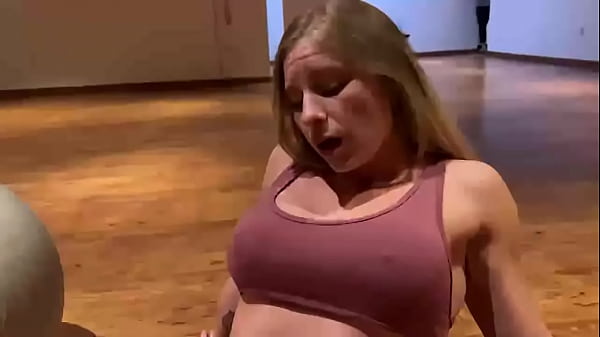 Riley Rae eats my pussy until I orgasm