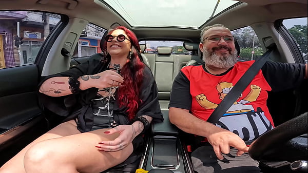 With her giant ass, Rai Dobler took off her clothes and gave Ted a blowjob on the ride