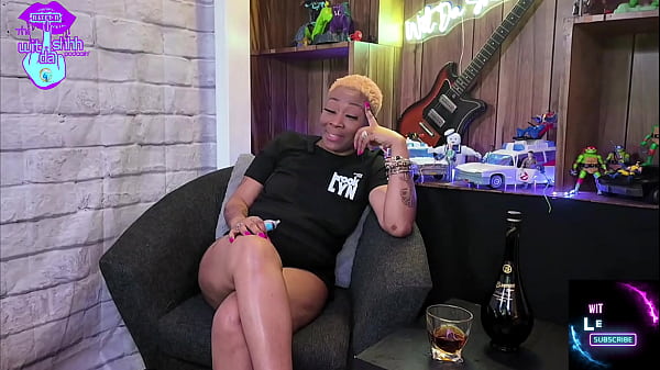 Who’s Auntie Is This?