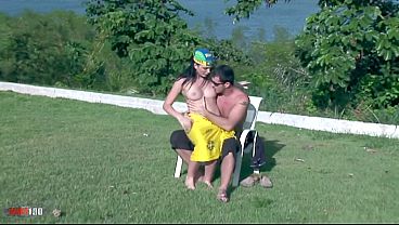 Roxy Panther & James Brossman - Outdoor Blowjob & Cumshot on Lawn