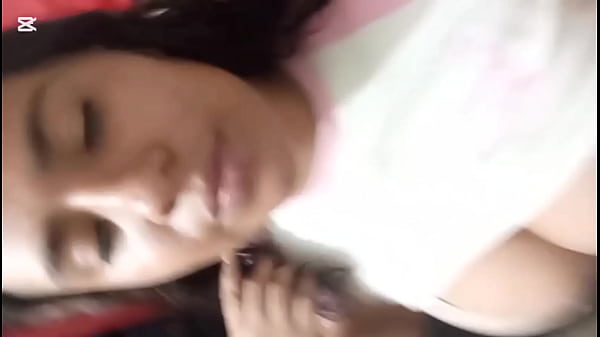 Pequeña hij del vecino
                   Pequeña hij del vecino muchos negros