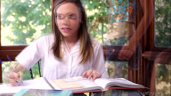 Hot Students Layla Sin and Aubrey Star