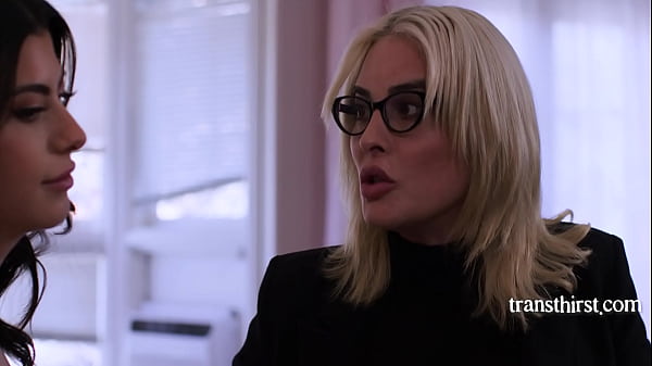 British Trans Stepmom Fucks Stepdaughter | Tran...