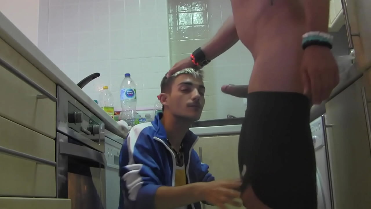 Te voy a dar de comer
                    gay gay amateur gay blowjob gay sex gay porn gay slave muchos negros