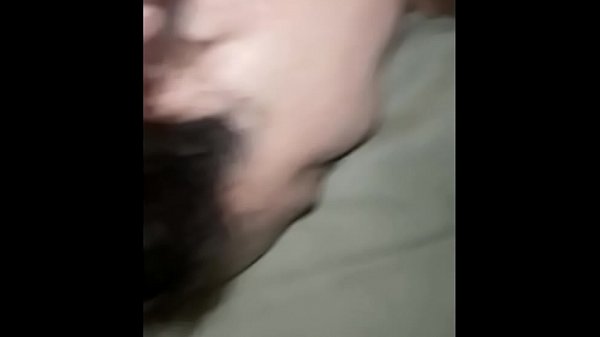 Download Video - GORDINHA DANDO CU PELA PRIMEIRA VEZ&comma;NAMORADO RANCA SANGUE DO CU DELA&period;