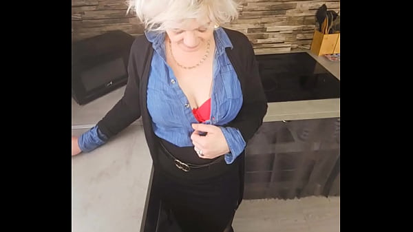 Milfsofy - update #585 - May 10, 2024
