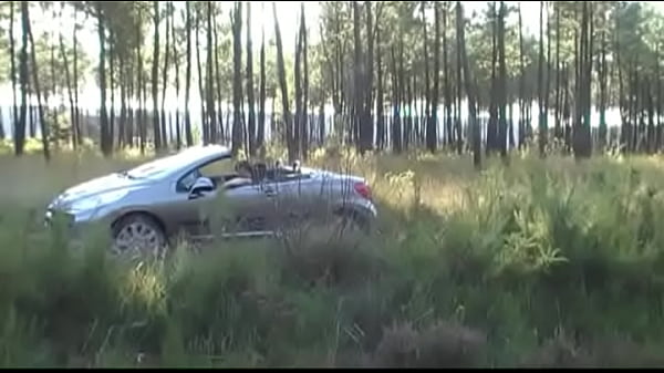 straigth guy sucked in his cazr and fucked in e...