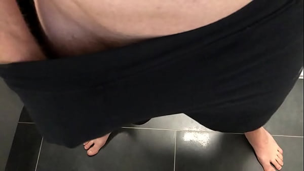 Download Video - My cock is getting so hard every morning&comma; wanna help me out&quest;