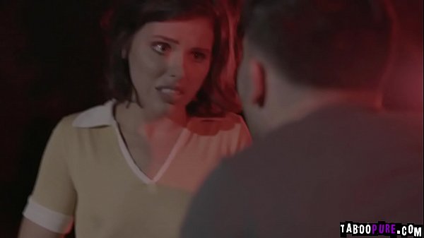 Couple taken by aliens and made to star in live show!