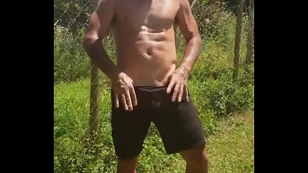 Quem curte sexo ao ar livre?