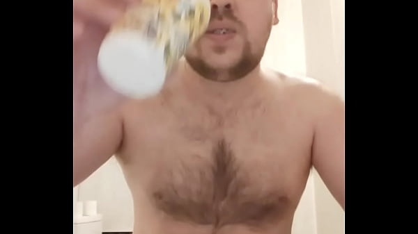 Full Video: Russian gay man put his penis to th...