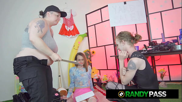 Trans Kelly Lovely Finds Real Sex Doll For Bare...