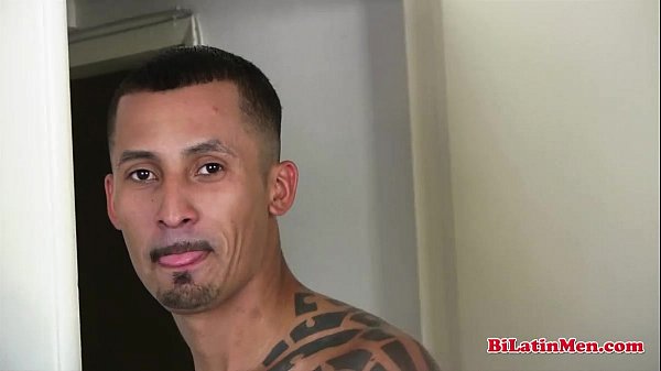 Download Video - Latin thug fucking his Latin twink thug bottom