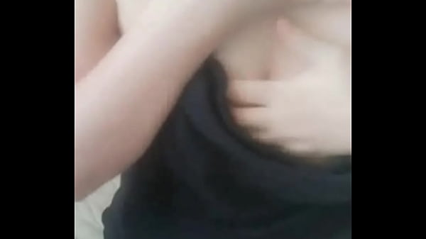 Pretty Life - White-collar workers secretly masturbate on the sofa in the lounge