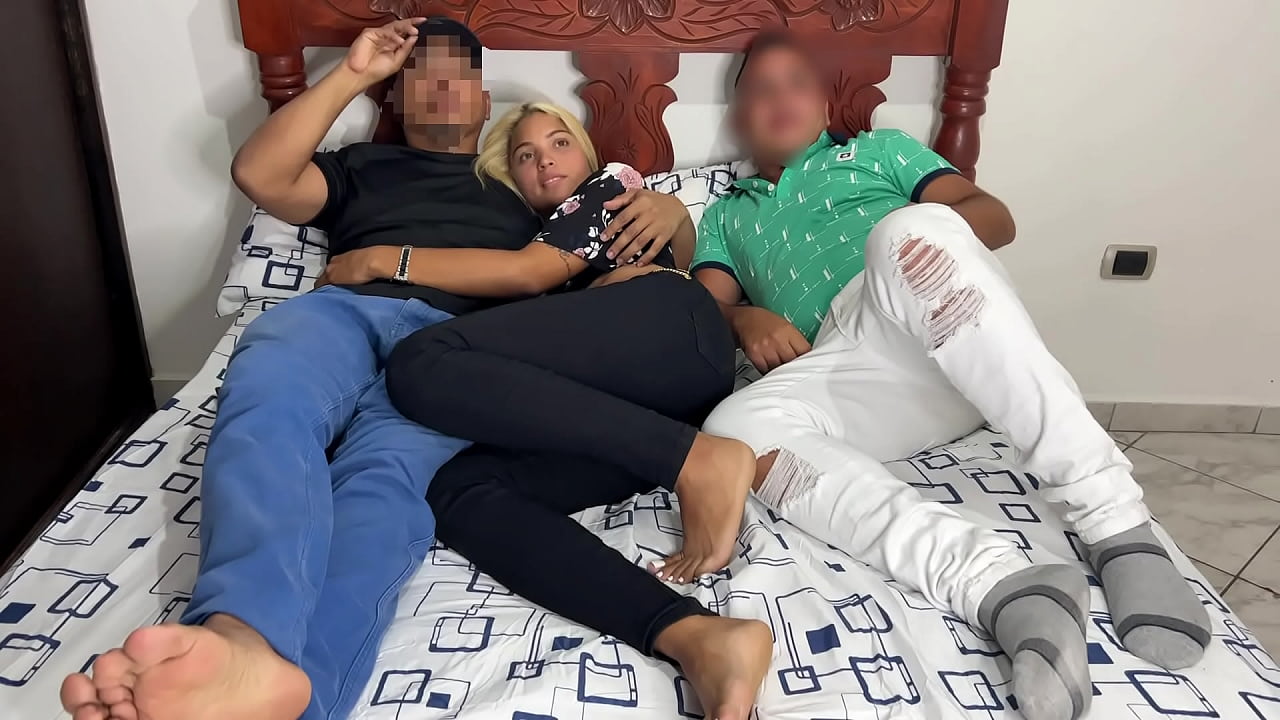 Viendo Película con Mi Novio y su Mejor Amigo que se Acuesta al Lado mio y Empieza a Tocarme el Culo al Lado de mi Novio Distraido NTR Netori
                     black latina milf doggystyle cheating big ass girlfriend massage japan cuckold jav big dick cuckolding japones netorare fuck my wife ntr hot girlfriend cheating girlfriend amateur girlfriend الصغيره muchos negros