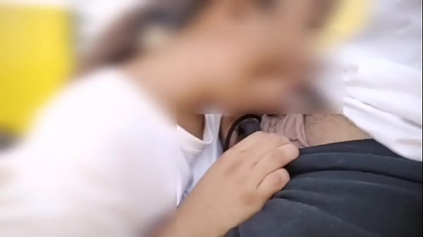 Risky Filipina Suck Cock inside Ferris Wheel