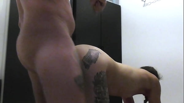 I get it with a big dildo 23 sec