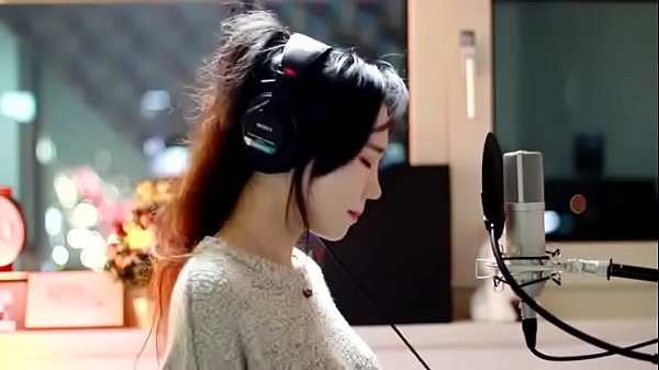 Hot Korean Singer