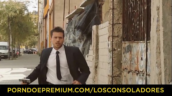 Download Video - VIP SEX VAULT - Hot Spanish babe Nekane gets banged in FFM threesome