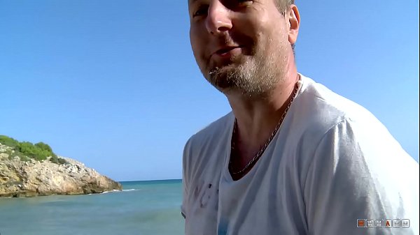 Busty Cougar Gave Her Huge Tits To A Stranger To Enjoy Them