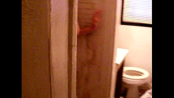 thumb pee pee