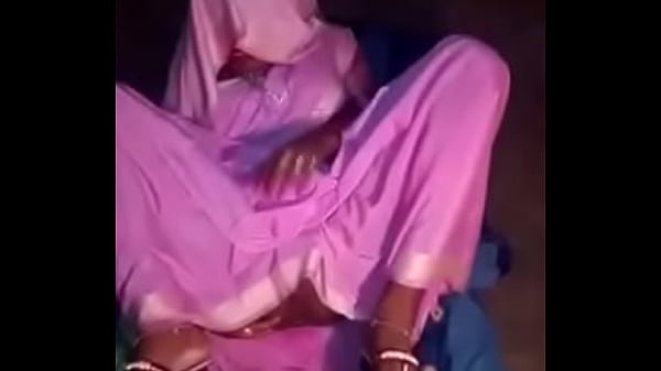 Sanskari Indian Bahu masterbates with a Vail