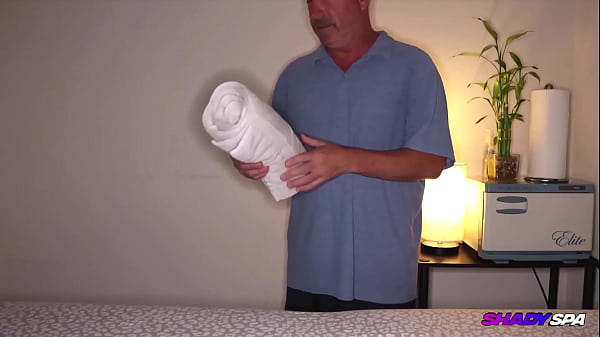 Shady Spa: Vivianne&rsquo;s Vision