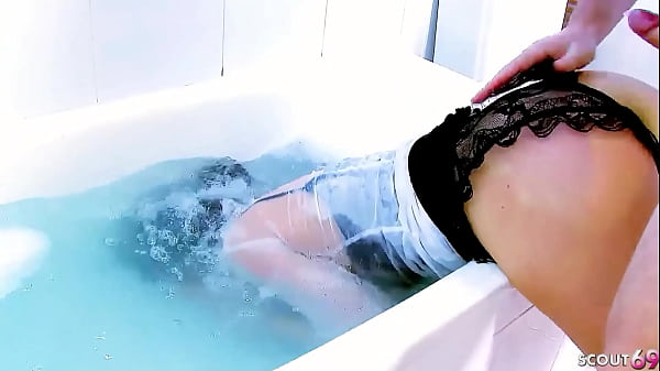 Horny Maid Shannya Tweeks Seduce to Extreme Rou...