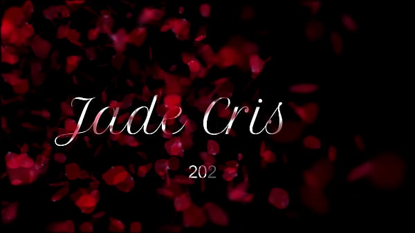 Smoking Hot Sadie Takes Massive Dong!