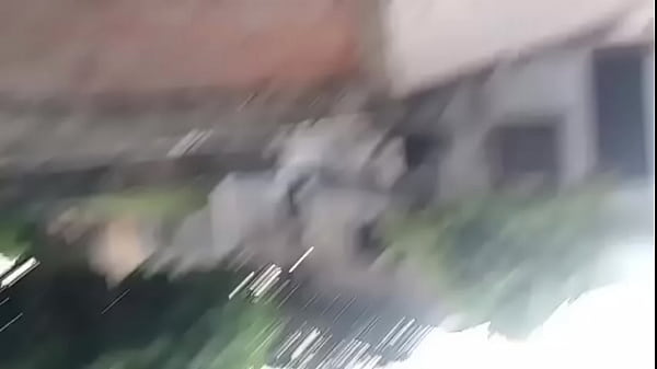 Pañal de tela orinado y doble orgasmo