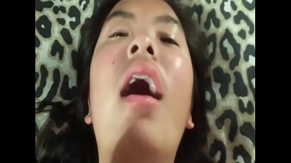 La Chatte La Plus Serrée Du Porno! Le Meilleur Gripping De Chatte Du Jeu! Petite 4/10 100 Lb 18Yo A La Chatte La Plus Serrée Du Porno