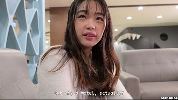 A Wealthy And Pretty Hong Kong Woman Lodges Me In Her Giant Motel And Even Offers Me To Pound Her !!!