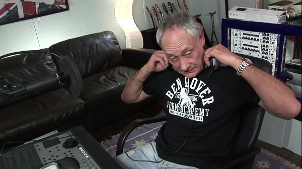 Alexa Andreas And Kerry Louise Get Naughty During Mff Threesome