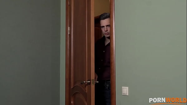 Download Video - Svelte Russian Cutie Stasia Si Likes to be Double Penetrated after Hard Day at Work