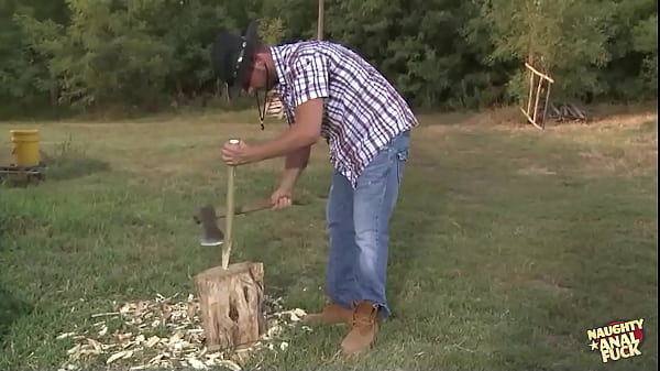 Naughty Sadie West Striptease That Black Dude To Fuck Her Hard